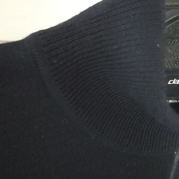 Claiborne Blue Sweater - Picture 4 of 13